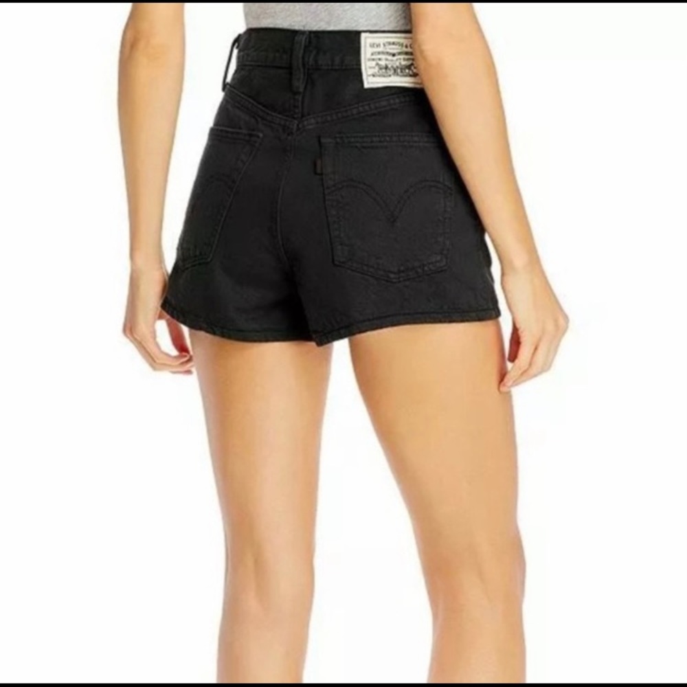 Levi’s Ribcage Wellthread shorts- 26